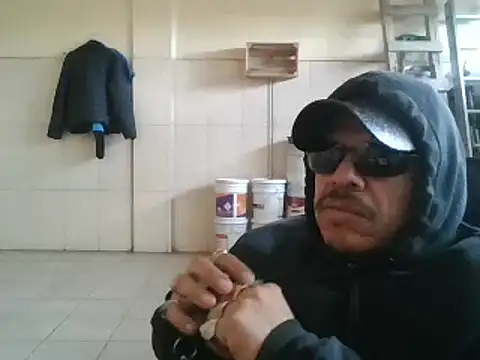 Snapshot of Oskr2024XXX chatting on 01-11-25, 06:44 Oskr2024XXX online show from 01-11-25, 06:44