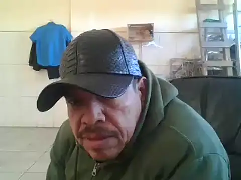 Snapshot of Oskr2024XXX chatting on 01-21-25, 07:28 Oskr2024XXX online show from 01-21-25, 07:28