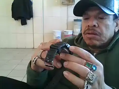 Snapshot of Oskr2024XXX chatting on 01-31-25, 03:33 Oskr2024XXX online show from 01-31-25, 03:33