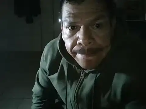 Snapshot of Oskr2024XXX chatting on 02-01-25, 03:30 Oskr2024XXX online show from 02-01-25, 03:30