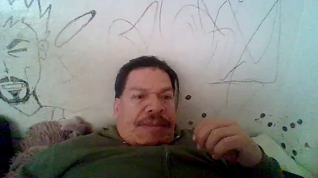 Snapshot of Oskr2024XXX chatting on 12-17-25, 07:09 Oskr2024XXX online show from 12-17-25, 07:09