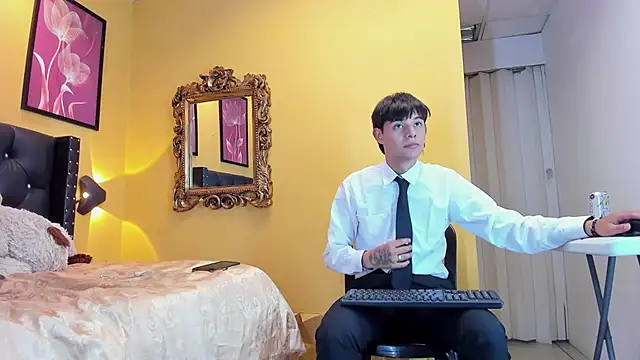 luckk  online show from 05-22-26, 04:41