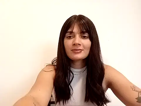 Snapshot of Sassygyrl chatting on 05-05-26, 07:44 Sassygyrl online show from 05-05-26, 07:44