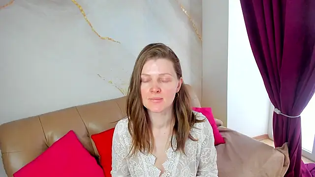 Snapshot of Liza__Evans chatting on 04-23-26, 02:02 Liza Evans online show from 04-23-26, 02:02