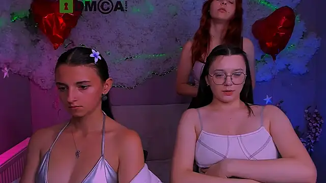 nymira online show from 07-28-26, 03:21