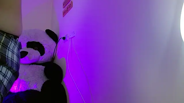 aprildumont online show from 04-20-26, 02:42