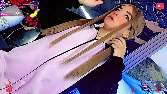 Snapshot of moon_sweet- chatting on 06-17-26, 03:20 moon sweet- online show from 06-17-26, 03:20