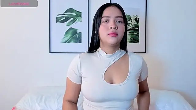 kyliejenner vg online show from 04-28-26, 07:52