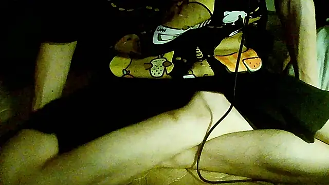 Snapshot of Kangc369 chatting on 06-03-26, 04:56 Kangc369 online show from 06-03-26, 04:56