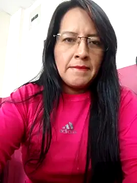 Snapshot of Gaby_lulu chatting on 05-05-26, 06:05 Gaby lulu online show from 05-05-26, 06:05