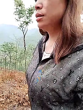 Cong2211 online show from 04-18-26, 12:47