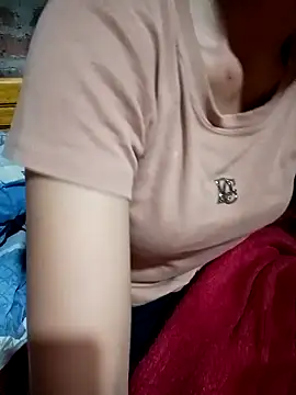 Elena Mia online show from 04-18-26, 08:20