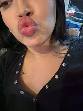 Sara fun online show from 01-15-25, 05:29