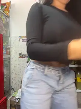 Sara fun online show from 04-19-26, 06:32