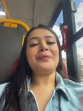 Snapshot of Sara_fun chatting on 07-25-26, 04:26 Sara fun online show from 07-25-26, 04:26