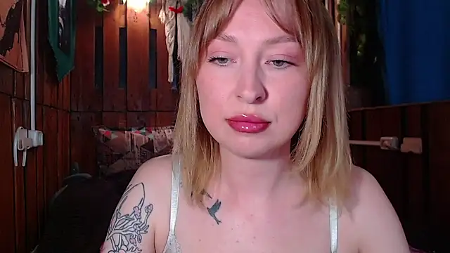 Snapshot of Mimi-Deep chatting on 06-19-26, 07:34 Mimi-Deep online show from 06-19-26, 07:34