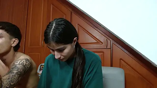 ariana club online show from 04-18-26, 07:07