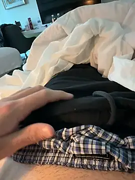 Snapshot of wittinger chatting on 04-15-26, 12:56 wittinger online show from 04-15-26, 12:56