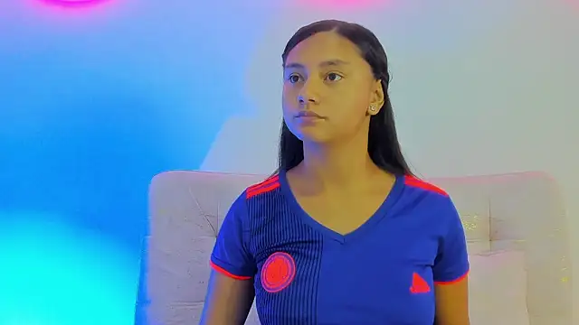 Snapshot of VenusBlazzer chatting on 06-17-26, 05:36 VenusBlazzer online show from 06-17-26, 05:36