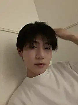 XRIIX online show from 04-16-26, 01:23