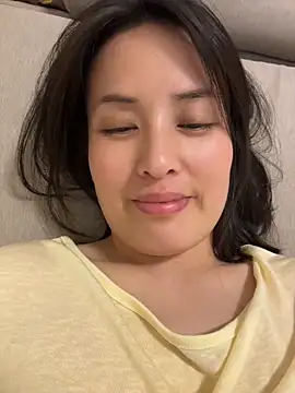 Faye-baby online show from 05-13-26, 05:21