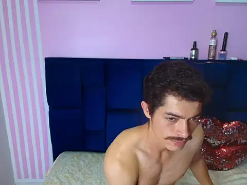 taylor Stele online show from 05-02-26, 04:12