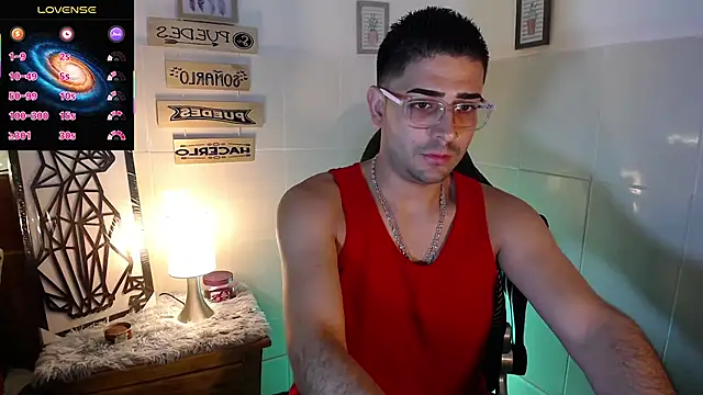 Snapshot of andders_ chatting on 04-29-26, 08:26 andders online show from 04-29-26, 08:26