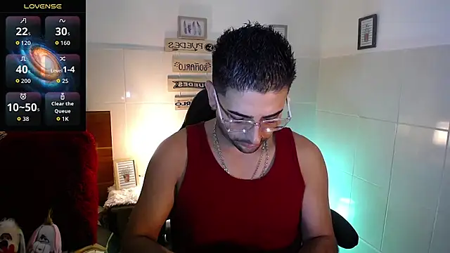 Snapshot of andders_ chatting on 05-19-26, 11:44 andders online show from 05-19-26, 11:44