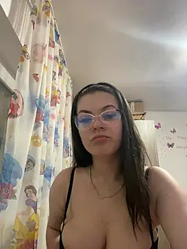 Snapshot of emma_eclipse777 chatting on 06-08-26, 11:38 emma eclipse777 online show from 06-08-26, 11:38