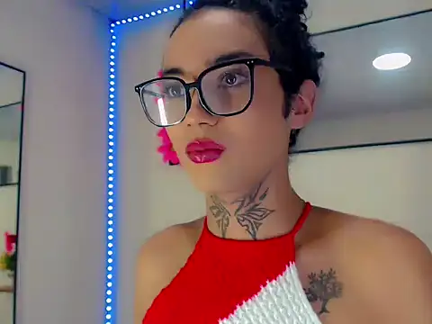 Darianna A online show from 05-16-26, 09:13