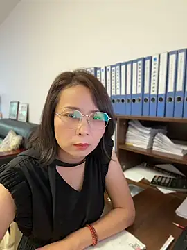 lisha521 online show from 06-26-26, 12:48