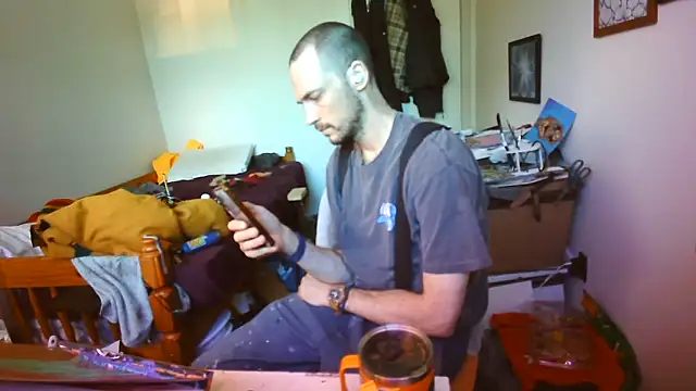 JohnnyMoves online show from 06-08-26, 04:18