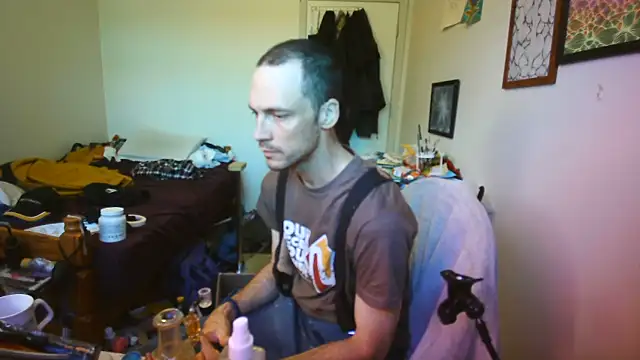 JohnnyMoves online show from 06-21-26, 07:16