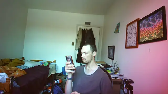 JohnnyMoves online show from 07-03-26, 05:08