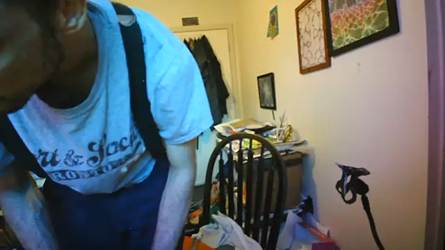 JohnnyMoves online show from 07-04-26, 11:44