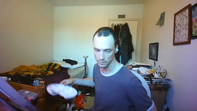 JohnnyMoves online show from 07-14-26, 05:40