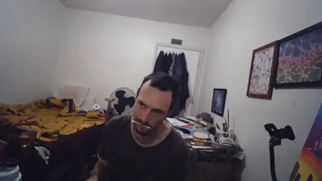 JohnnyMoves online show from 07-27-26, 01:56