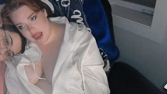 Snapshot of clairexcx chatting on 04-16-26, 05:52 clairexcx online show from 04-16-26, 05:52