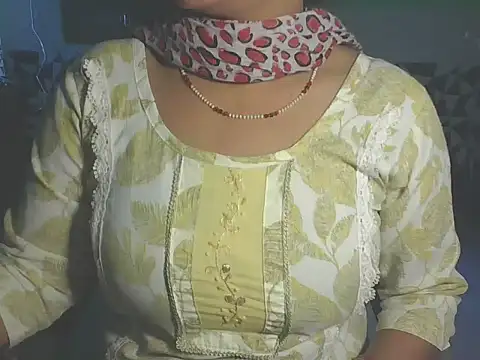 Snapshot of Hotty_Bhabhi1 chatting on 05-08-26, 05:46 Hotty Bhabhi1 online show from 05-08-26, 05:46