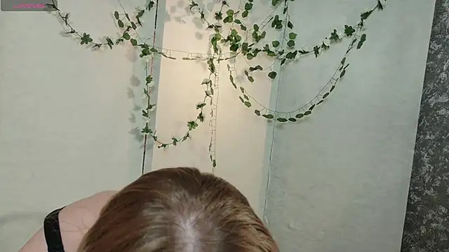 Lina Wi online show from 05-30-26, 08:17