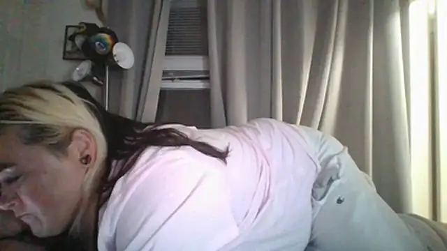 Snapshot of ajsin7 chatting on 06-01-26, 10:17 ajsin7 online show from 06-01-26, 10:17