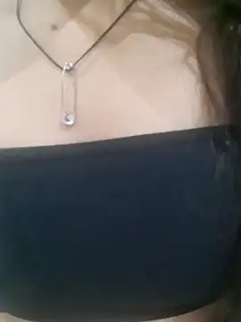 Snapshot of Riya_rani7 chatting on 06-20-26, 02:42 Riya rani7 online show from 06-20-26, 02:42