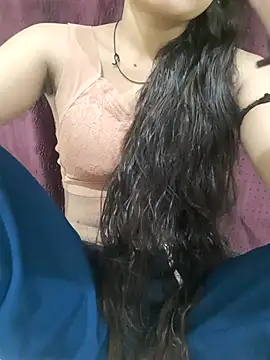 Snapshot of Riya_rani7 chatting on 07-04-26, 03:07 Riya rani7 online show from 07-04-26, 03:07