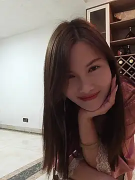 Snapshot of tongtong789 chatting on 04-19-26, 01:10 tongtong789 online show from 04-19-26, 01:10