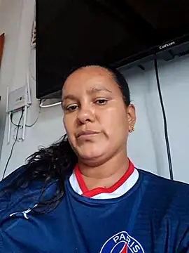 Snapshot of Samanta-42 chatting on 04-27-26, 08:18 Samanta-42 online show from 04-27-26, 08:18
