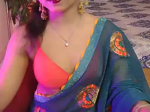 Snapshot of bold-fareen chatting on 05-17-26, 04:25 bold-fareen online show from 05-17-26, 04:25