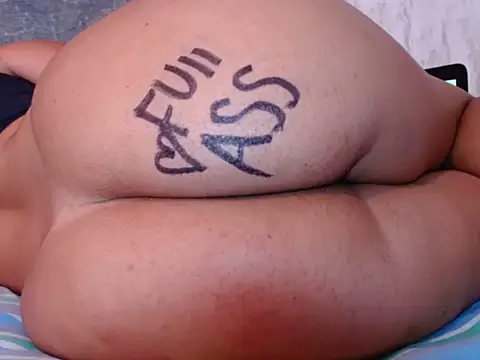 sexy-body22 online show from 06-11-26, 07:23