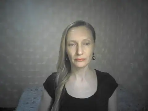LunaBelle8 online show from 05-03-26, 06:14