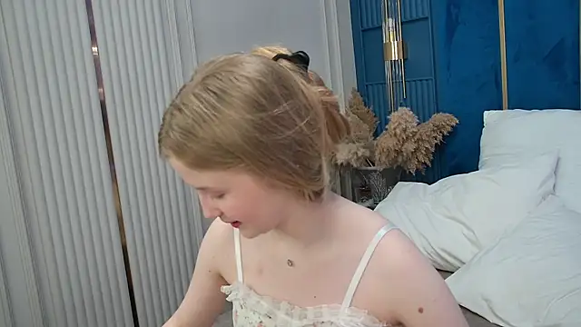 LilianHowards online show from 05-20-26, 09:26