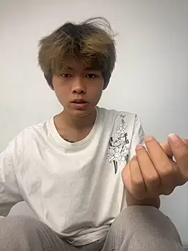 Snapshot of XBD-1 chatting on 06-05-26, 11:21 XBD-1 online show from 06-05-26, 11:21
